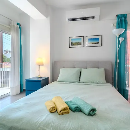 Mackenzie Blu Apartment Larnaca