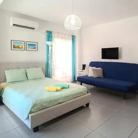 Apartment Mackenzie Blu *