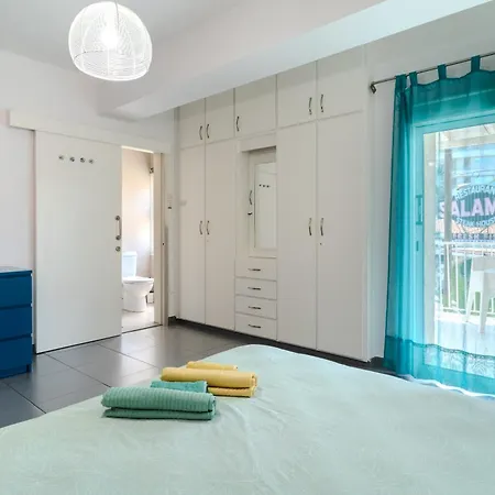 Apartment Mackenzie Blu Larnaca